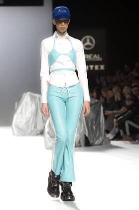 Model bei der Maria ke Fisherman Fashion Show auf der Mercedes-Benz Fashion Week Madrid Autumn Winter 2017. Madrid, 19.02.2017 Maria ke Fisherman Model  Foto:xDyDxFotografosx xFuturexImage
