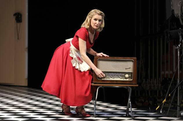 Maria Furtwängler bei der Fotoprobe des Theaterstücks Alles muss glänzen - The Homemaker im Theater am Kurfürstendamm. Berlin, 20.02.2017 Foto:xS.xGabschx xFuturexImage