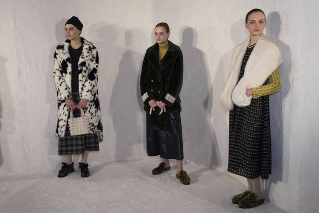 London Fashion Week: Shrimps presentation AW17 Shrimps presentation of the AW17 collection at London Fashion Week. Shrimps is a fashion label from the young London-based designer, Hannah Weiland, launched in 2013.  AlbertoxPezzali