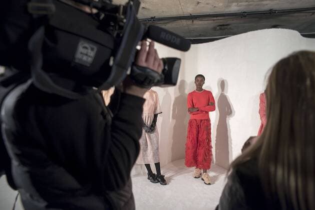 London Fashion Week: Shrimps presentation AW17 Shrimps presentation of the AW17 collection at London Fashion Week. Shrimps is a fashion label from the young London-based designer, Hannah Weiland, launched in 2013.  AlbertoxPezzali