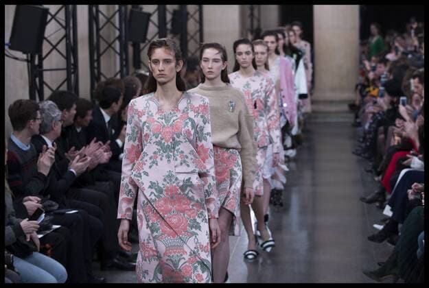 . 20 02 2017. London, United Kingdom. Christopher Kane show on day four of London Fashion Week for Autumn Winter 2017 .  xStephenxLockx xi-Imagesx IIM-14444-0029