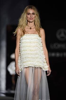 Mercedes Benz Fashion Week in Madrid - Modenschau Duyos -  DiegoxPuerta