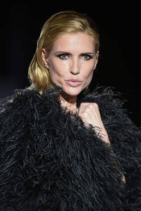 Mercedes Benz Fashion Week in Madrid - Modenschau Duyos -  DiegoxPuerta