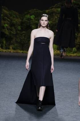 February 20, 2017 - Madrid, Spain - A model walks the runway at the OLIVA show during the Mercedes-Benz Madrid Fashion Week Autumn Winter 2017 2018 at IFEMA on February 20, 2017 in Madrid, Spain Madrid Spain  - ZUMAn230 20170220_zaa_n230_198 Copyright: xOscarxGonzalezx