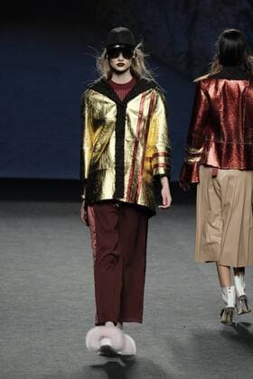 February 20, 2017 - Madrid, Spain - A model walks the runway at the J. Lorenzo show during the Mercedes-Benz Madrid Fashion Week Autumn Winter 2017 at Ifema on February 20, 2017 in Madrid, Spain. Madrid Spain  - ZUMAn230 20170220_zaa_n230_280 Copyright: xOscarxGonzalezx