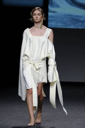 February 21, 2017 - Madrid, Spain - A model walks the runway at the THREEONES show during the EGO Mercedes-Benz Madrid Fashion Week Autumn Winter 2017 2018 at IFEMA on February 21, 2017 in Madrid, Spain Madrid Spain  - ZUMAn230 20170221_zaa_n230_147 Copyright: xOscarxGonzalezx