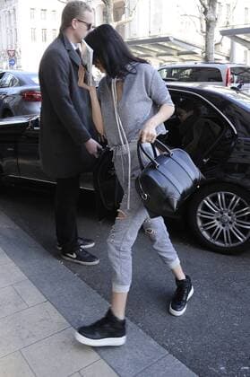 Milano Bella Hadid arriving at the hotel for the Milan Fashion Week  Copyright: xLivioxValeriox xIPAx xLivioxValeriox