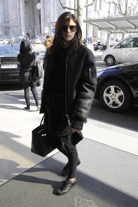 Milan Sara Sampaio arrives to the hotel for Milan Fashion Week  Copyright: xLivioxValeriox xIPAx xLivioxValeriox