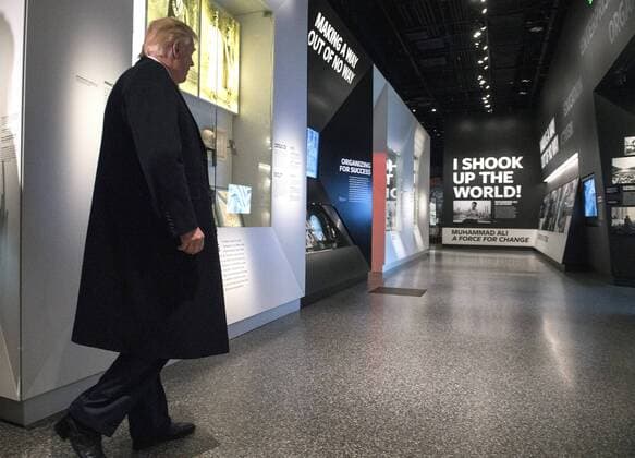 February 21, 2017 - Washington, District of Columbia, United States of America - United States President Donald Trump tours the Smithsonian National Museum of African American History & Culture in Washington, D.C. on February 21, 2017. Photo Credit: CNP AdMedia Washington United States of America - ZUMAa123 20170221_zaa_a123_001 Copyright: xKevinxDietschx