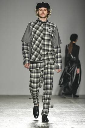 Mailand Fashion Week - Grinko Milan woman s Fashion Week Fall Winter 2017 2018. Milano Moda donna , autunno inverno 2017 2018 .Grinko Fashion Show. Pictured: model  Copyright: xRiccardoxGiordanoxSickix xIPAx xFotosickix