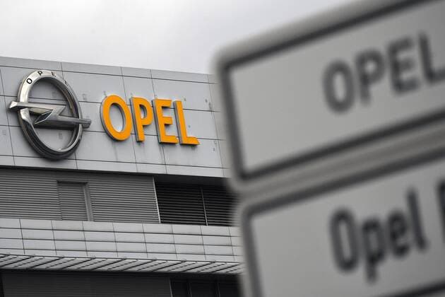 22.02.2017, xjhx, News Opel Hauptquartier Ruesselsheim, deloka, v.l. Opel Zentrale in Ruesselsheim News Opel Zentrale Hauptquartier Ruesselsheim