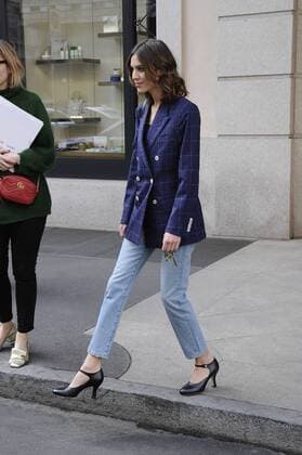Milan Alexa Chung at the Gucci show during Milan Fashion Week  Copyright: xLivioxValeriox xIPAx xLivioxValeriox