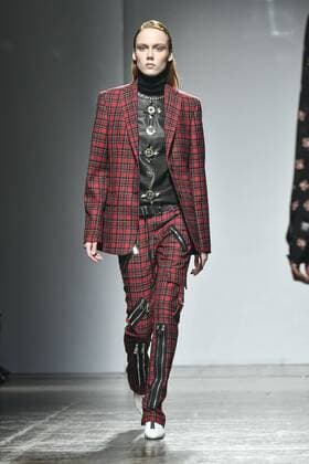 Milan woman s Fashion Week Fall Winter 2017 2018 - Fay Fashion Show. Pictured: MODEL  Copyright: xRiccardoxGiordanoxSickix xIPAx xFotosickix
