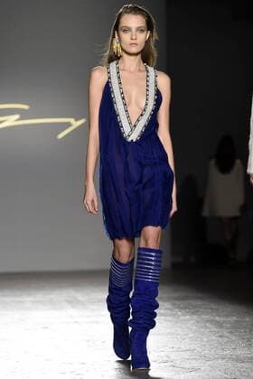 Bilder des Tages Milan woman s Fashion Week Fall Winter 2017 2018 Milano Moda Donna Autunno Inverno 2017 2018 Genny Fashion Show Pictured  Copyright: xSimonaxChiocciax xIPAx xFotosickix