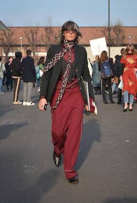 milano 22-02-2107 milano fashion week - settimana della moda sfilata gucci nella foto street style - streetsnaps  0