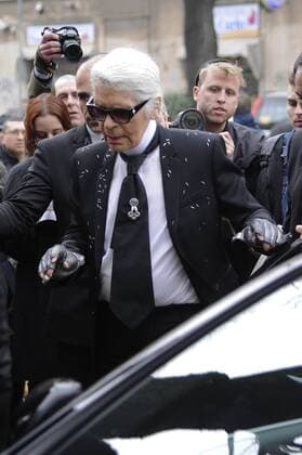 Karl Lagerfeld bei der Mailand Fashion Week Milan Karl Lagerfeld at Fendi fashion show  Copyright: xLivioxValeriox xIPAx xLivioxValeriox