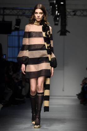 Milan woman s Fashion Week Fall Winter 2017 2018 Milano Moda Donna Autunno Inverno 2017 2018 Les Copains Fashion Show  Copyright: xSimonaxChiocciax xIPAx xFotosickix