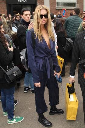 Mailand Fashion Week - Stella Maxwell vor der Fendi Modenschau Milan Stella Maxwell at the Milan Fashion Week after the Fendi fashion show  Copyright: xLivioxValeriox xIPAx xLivioxValeriox