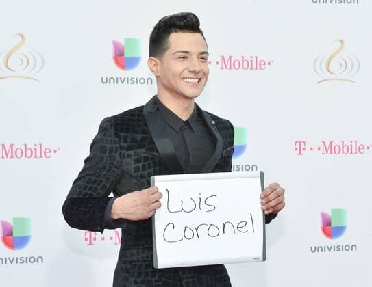 US singer Luis Coronel poses as he arrives at Lo Nuestro Latin Music Awards at the American Airlines Arena in Miami, Florida, Unied States, 23 February 2017. LO NUESTRO LATIN MUSIC AWARDS !ACHTUNG: NUR REDAKTIONELLE NUTZUNG!  Copyright: xGIORGIOxVIERAx MIA001 20170224-636235068343068611
