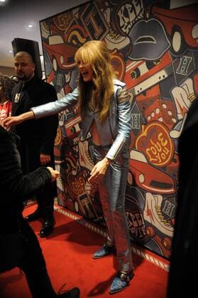 Milan, Gigi Hadid for Tommy Hilfiger meets fans in La Rinascente supermodel Gigi Hadid comes in Rinascente, and meets fans. Supercortata 4 bodyguard and an impressive service of order, greets his fans in Tommy Hilfiger stand, which has produced a new fragrance for her,  Copyright: xMimmoxCarrierox xIPAx xMimmoxCarrierox
