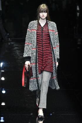 Milan woman s Fashion Week Fall Winter 2017 2018. Milano Moda donna , autunno inverno 2017 2018 . Emporio Armani Fashion Show Pictured: Model  Copyright: xRiccardoxGiordanoxSickix xIPAx xFotosickix