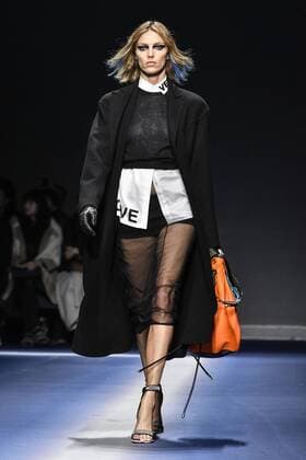 Milan woman s Fashion Week Fall Winter 2017 2018. Milano Moda donna , autunno inverno 2017 2018 . Versace fashion show Pictured: Model  Copyright: xRiccardoxGiordanoxSickix xIPAx xFotosickix