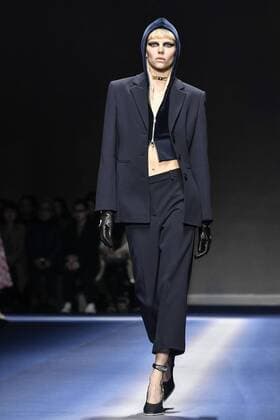 Milan woman s Fashion Week Fall Winter 2017 2018. Milano Moda donna , autunno inverno 2017 2018 . Versace fashion show Pictured: Model  Copyright: xRiccardoxGiordanoxSickix xIPAx xFotosickix