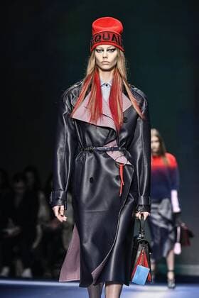 Milan woman s Fashion Week Fall Winter 2017 2018. Milano Moda donna , autunno inverno 2017 2018 . Versace fashion show Pictured: Model  Copyright: xRiccardoxGiordanoxSickix xIPAx xFotosickix
