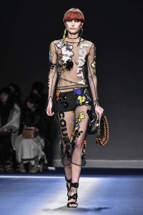 Milan woman s Fashion Week Fall Winter 2017 2018. Milano Moda donna , autunno inverno 2017 2018 . Versace fashion show Pictured: Model  Copyright: xRiccardoxGiordanoxSickix xIPAx xFotosickix