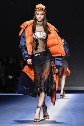 Milan woman s Fashion Week Fall Winter 2017 2018. Milano Moda donna , autunno inverno 2017 2018 . Versace fashion show Pictured: Model  Copyright: xRiccardoxGiordanoxSickix xIPAx xFotosickix