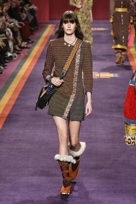 Milan woman s Fashion Week Fall Winter 2017 2018. Milano Moda donna , autunno inverno 2017 2018 . ETRO fashion show Pictured: Model  Copyright: xRiccardoxGiordanoxSickix xIPAx xFotosickix
