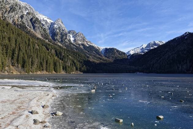 Italy, Alto Adige, Antholz Valley, frozen lake  LBF01542