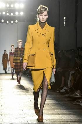 Milan woman s Fashion Week Fall Winter 2017 2018. Milano Moda donna , autunno inverno 2017 2018 . Bottega Veneta fashion show Pictured: Nieves Alvarez  Copyright: xRiccardoxGiordanoxSickix xIPAx xFotosickix