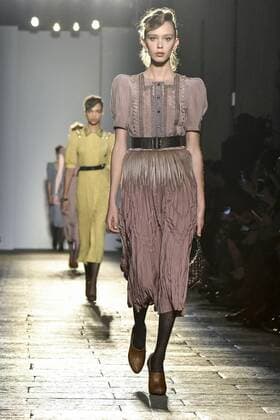 Milan woman s Fashion Week Fall Winter 2017 2018. Milano Moda donna , autunno inverno 2017 2018 . Bottega Veneta fashion show Pictured: Nieves Alvarez  Copyright: xRiccardoxGiordanoxSickix xIPAx xFotosickix