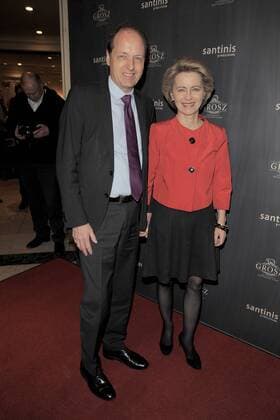 Ursula von der Leyen, Heiko von der Leyen Premiere Alles muss Glaenzen im Theater am Kudamm in Berlin am 25.02.2017