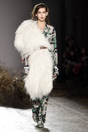 Milan woman s Fashion Week Fall Winter 2017 2018. Milano Moda donna , autunno inverno 2017 2018 . Au jour le jour fashion Show  Copyright: xSimonaxChiocciaxSickix xIPAx xFotosickix