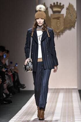 Milan woman s Fashion Week Fall Winter 2017 2018. Milano Moda donna , autunno inverno 2017 2018 . Trussardi fashion show Pictured: model  Copyright: xRiccardoxGiordanoxSickix xIPAx xFotosickix