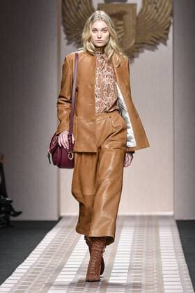 Milan woman s Fashion Week Fall Winter 2017 2018. Milano Moda donna , autunno inverno 2017 2018 . Trussardi fashion show Pictured: model  Copyright: xRiccardoxGiordanoxSickix xIPAx xFotosickix