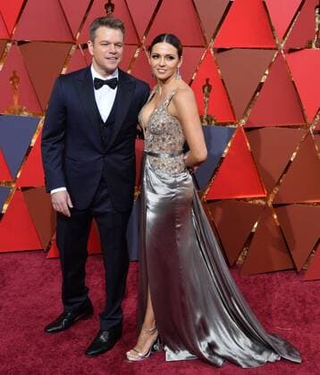 Luciana Barroso (L) and actor Matt Damon arrive on the red carpet for the 89th annual Academy Awards at the Dolby Theatre in the Hollywood section of Los Angeles on February 26, 2017.  LAP20170226675 JIMxRUYMEN