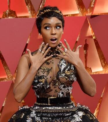 Actress singer Janelle Monae arrives on the red carpet for the 89th annual Academy Awards at the Dolby Theatre in the Hollywood section of Los Angeles on February 26, 2017.  LAP20170226712 JIMxRUYMEN