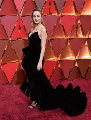 Actress Brie Larson arrives on the red carpet for the 89th annual Academy Awards at the Dolby Theatre in the Hollywood section of Los Angeles on February 26, 2017.  LAP20170226042 JIMxRUYMEN