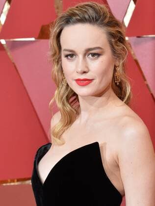 Actress Brie Larson arrives on the red carpet for the 89th annual Academy Awards at the Dolby Theatre in the Hollywood section of Los Angeles on February 26, 2017.  LAP20170226044 JIMxRUYMEN