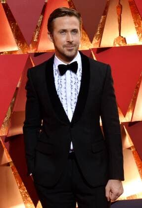 Actor Ryan Gosling arrives on the red carpet for the 89th annual Academy Awards at the Dolby Theatre in the Hollywood section of Los Angeles on February 26, 2017.  LAP20170226373 JIMxRUYMEN