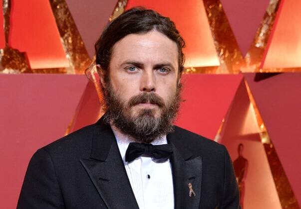 Actor Casey Affleck arrives on the red carpet for the 89th annual Academy Awards at the Dolby Theatre in the Hollywood section of Los Angeles on February 26, 2017.  LAP20170226416 JIMxRUYMEN