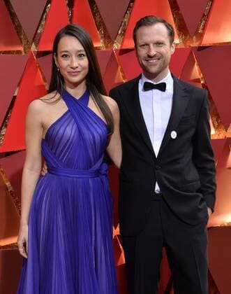 Producer Joanna Natasegara and director Orlando von Einsiedel arrive on the red carpet for the 89th annual Academy Awards at the Dolby Theatre in the Hollywood section of Los Angeles on February 26, 2017.  LAP20170226872 JIMxRUYMEN