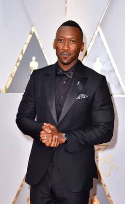 Mahershala Ali arrives on the red carpet for the 89th annual Academy Awards at the Dolby Theatre in the Hollywood section of Los Angeles on February 26, 2017.  LAP2017022846 KEVINxDIETSCH