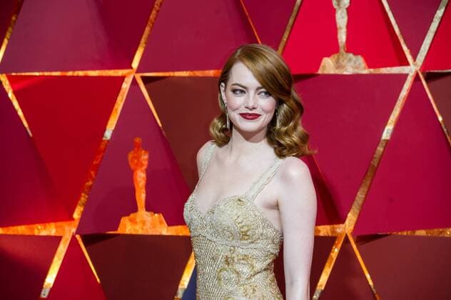 (170227) -- LOS ANGELES, Feb. 26, 2017 -- Actress Emma Stone arrives for the red carpet of the 89th Academy Awards at the Dolby Theater in Los Angeles, the United States, on Feb. 26, 2017. )(gj) U.S.-LOS ANGELES-OSCAR-RED CARPET YangxLei 