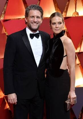 Producer Gary Gilbert and Charlotte Gilbert arrive on the red carpet for the 89th annual Academy Awards at the Dolby Theatre in the Hollywood section of Los Angeles on February 26, 2017.  LAP20170226472 JIMxRUYMEN