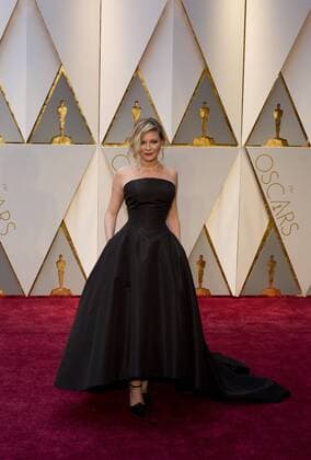 February 26, 2017 - Hollywood, CALIFORNIA, UNITED STATES OF AMERICA - Kristen Dunst arrives to the red carpet during the 89th academy awards at the Dolby Theater on Sunday February 26 2017 in Hollywood, California.ARMANDO ARORIZO. Hollywood UNITED STATES OF AMERICA - ZUMAa60_ 20170226_zaf_a60_010 Copyright: xArmandoxArorizox