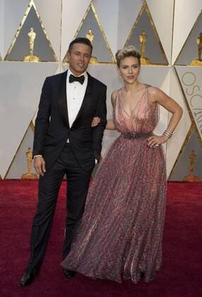 February 26, 2017 - Hollywood, CALIFORNIA, UNITED STATES OF AMERICA - Scarlett Johansson Arrives to the red carpet during the 89th academy awards at the Dolby Theater on Sunday February 26 2017 in Hollywood, California.ARMANDO ARORIZO. Hollywood UNITED STATES OF AMERICA - ZUMAa60_ 20170226_zaf_a60_008 Copyright: xArmandoxArorizox